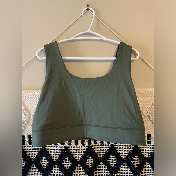 Fabletics Sports Bra - Reversible - Picture 6 of 9